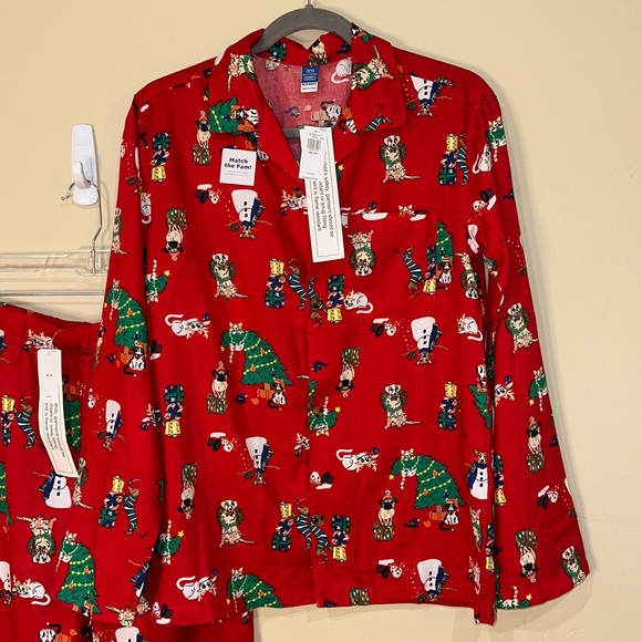 Old Navy 2 PC Pajamas Set Red Holiday dog cat Christmas tree gift Sz 6-8 - Picture 3 of 7
